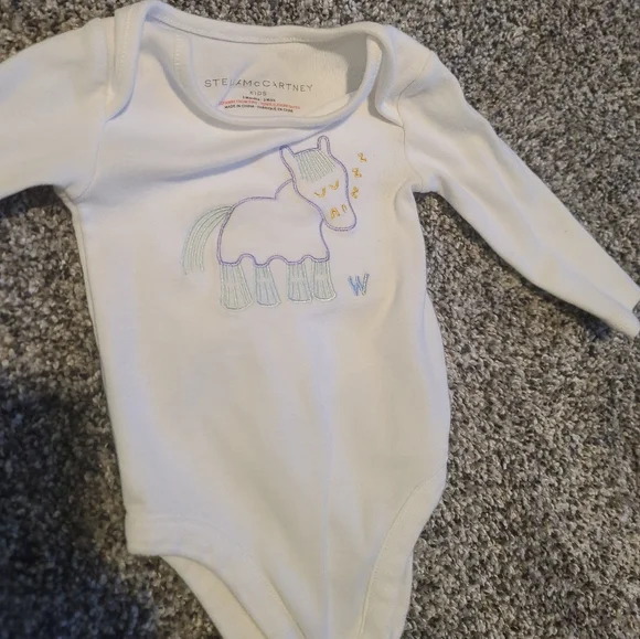 Stella McCartney W for Wednesday horse embroidered onesie - Picture 2 of 5